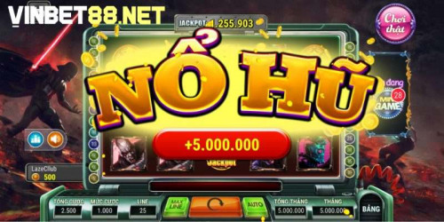 Huong dan luat va cach choi Sieu No Hu Vinbet chuan
Giới thiệu vài nét về Siêu Nổ Hũ Vinbet
Đây là một trò chơi slot machine trực tuyến, nơi người chơi sẽ quay các guồng quay với hy vọng tạo ra các kết hợp biểu tượng trùng khớp và giành giải thưởng. Trò chơi này được xây dựng với những hiệu ứng hình ảnh và âm thanh sống động, mang lại cảm giác như đang chơi tại một casino thật. Điểm đặc biệt của Siêu Nổ Hũ chính là phần thưởng “nổ hũ” – khi người chơi may mắn quay trúng tổ hợp biểu tượng đặc biệt, họ có thể giành được phần thưởng khổng lồ.

Siêu Nổ Hũ Vinbet có thưởng “nổ hũ” cực lớn
Siêu Nổ Hũ Vinbet có thưởng “nổ hũ” cực lớn
Chi tiết luật chơi Siêu Nổ Hũ Vinbet
Luật chơi Siêu Nổ Hũ khá đơn giản và dễ hiểu, phù hợp cho cả người mới lẫn những tay chơi chuyên nghiệp. 

Cách quay: Người chơi chỉ cần đặt cược và nhấn nút quay. Các guồng quay sẽ bắt đầu di chuyển và dừng lại sau một khoảng thời gian ngẫu nhiên. Mục tiêu của Siêu Nổ Hũ Vinbet là làm sao cho các biểu tượng trên guồng quay khớp với nhau theo hàng thanh toán.
Các biểu tượng đặc biệt: Trong game, có các biểu tượng đặc biệt như Wild và Scatter. Biểu tượng Wild có khả năng thay thế cho bất kỳ biểu tượng nào khác để tạo ra kết hợp chiến thắng. Biểu tượng Scatter có thể kích hoạt các vòng quay miễn phí hoặc các phần thưởng khác.
Nổ hũ: Đây là phần thưởng lớn nhất trong trò chơi. Người chơi sẽ có cơ hội “nổ hũ” khi quay trúng các biểu tượng hiếm và tạo ra tổ hợp đặc biệt. Khi hũ nổ, toàn bộ số tiền tích lũy từ các ván trước sẽ được trao cho người chơi.
Cách chơi Siêu Nổ Hũ Vinbet chuẩn cho người mới
Để bắt đầu chơi Siêu Nổ Hũ tại Vinbet, bạn cần thực hiện các bước sau:

Bước 1. Đăng ký tài khoản game nổ hũ tại Vinbet: Nếu bạn chưa có tài khoản nhà cái, bạn hãy truy cập trang web chính thức và đăng ký một tài khoản mới. Người chơi sẽ cần cung cấp một số thông tin cá nhân cơ bản như tên, email và số điện thoại. Sau khi đăng ký xong, hãy nạp tiền vào tài khoản để bắt đầu chơi quay hũ Siêu Nổ Hũ Vinbet.
Bước 2. Chọn game Siêu Nổ Hũ trên hệ thống nhà cái: Khi đã đăng nhập vào tài khoản game nhà cái của mình, bạn tìm kiếm trò chơi Siêu Nổ Hũ Vinbet trong danh mục game slot của nhà cái. Trò chơi này có thể nằm ở phần “Nổ Hũ” hoặc “Slots Game”. Sau khi tìm thấy, bạn nhấn vào để bắt đầu.
Bước 3. Đặt cược Siêu Nổ Hũ Vinbet: Trước khi quay, bạn cần chọn mức cược phù hợp với ngân sách của mình. Siêu Nổ Hũ cho phép người chơi điều chỉnh mức cược linh hoạt, từ những cược nhỏ đến lớn, tùy theo khả năng tài chính của bạn. Để tăng cơ hội giành chiến thắng lớn, bạn có thể đặt mức cược cao hơn, tuy nhiên cần chú ý không nên cược quá nhiều so với ngân sách của mình.
Các mức cược Siêu Nổ Hũ tại nhà cái linh hoạt
Các mức cược Siêu Nổ Hũ tại nhà cái linh hoạt
Bước 4. Quay guồng Siêu Nổ Hũ tại nhà cái: Sau khi đặt cược, bạn nhấn nút “Quay”. Các guồng quay sẽ tự động di chuyển và dừng lại, hiển thị các biểu tượng. Nếu các biểu tượng tạo thành một tổ hợp chiến thắng, bạn sẽ nhận được phần thưởng tương ứng. Nếu may mắn, bạn có thể trúng “nổ hũ” và giành giải thưởng lớn.
Kinh nghiệm chơi Siêu Nổ Hũ Vinbet hiệu quả
Để tăng cơ hội giành chiến thắng khi chơi Siêu Nổ Hũ, bạn có thể áp dụng một số mẹo và chiến lược sau:

Quản lý hợp lý vốn cược Siêu Nổ Hũ tại nhà cái: Đây là yếu tố quan trọng nhất khi chơi bất kỳ trò chơi cá cược nào. Hãy đặt ra một giới hạn số tiền bạn có thể mất và không bao giờ vượt quá giới hạn đó. Điều này giúp bạn tránh rơi vào tình trạng “càng thua càng chơi”.
Chơi thử miễn phí Siêu Nổ Hũ Vinbet: Trước khi đặt cược thật, bạn nên thử chơi phiên bản miễn phí của Siêu Nổ Hũ để làm quen với giao diện và cách hoạt động của trò chơi. Điều này sẽ giúp bạn nắm bắt được cách hoạt động của các guồng quay và hiểu rõ hơn về các biểu tượng đặc biệt. Đừng vội vàng đặt cược quá lớn ngay từ đầu. Bạn nên bắt đầu với những khoản cược nhỏ và tăng dần khi đã quen thuộc với trò chơi. Việc này giúp bạn kiểm soát tốt hơn tài chính của mình và kéo dài thời gian chơi.
Hiểu rõ các biểu tượng đặc biệt trong Siêu Nổ Hũ Vinbet: Việc nắm rõ vai trò của các biểu tượng Wild và Scatter sẽ giúp bạn xây dựng chiến lược chơi hiệu quả hơn. Ví dụ, biểu tượng Wild giúp tạo ra các kết hợp chiến thắng dễ dàng hơn, còn biểu tượng Scatter có thể kích hoạt các vòng quay miễn phí.
Trước khi quay Siêu Nổ Hũ, người chơi cần nắm rõ biểu tượng đặc biệt trong game
Trước khi quay Siêu Nổ Hũ, người chơi cần nắm rõ biểu tượng đặc biệt trong game
Lý do bạn nên chơi Siêu Nổ Hũ tại nhà cái Vinbet
Vinbet mang đến cho người chơi trải nghiệm Siêu Nổ Hũ với đồ họa sắc nét và âm thanh sống động. Các biểu tượng đầy màu sắc kết hợp cùng hiệu ứng âm thanh chân thực tạo nên một thế giới giải trí đầy cuốn hút.
Một trong những lý do khiến Siêu Nổ Hũ tại Vinbet được yêu thích chính là giao diện dễ sử dụng. Dù bạn là người chơi mới hay đã có kinh nghiệm, bạn đều có thể dễ dàng tham gia mà không gặp khó khăn.
Vinbet thường xuyên tổ chức các chương trình khuyến mãi, giúp người chơi tăng cơ hội chiến thắng khi tham gia Siêu Nổ Hũ.
Lời kết
Siêu Nổ Hũ Vinbet là một trong những trò chơi slot trực tuyến hấp dẫn nhất, với luật chơi đơn giản và cơ hội thắng lớn. Để có trải nghiệm chơi tốt nhất, bạn nên nắm rõ luật chơi, quản lý ngân sách hiệu quả và áp dụng các mẹo chơi thông minh. Đừng quên tận dụng các khuyến mãi và phần thưởng từ Vinbet để tối đa hóa cơ hội chiến thắng.

Xem thêm: https://gifyu.com/image/SJhPg
Nguồn: https://vinbet88.top/sieu-no-hu-vinbet/
#vinbet #vinbet88net #nhacaivinbet #thethaovinbet