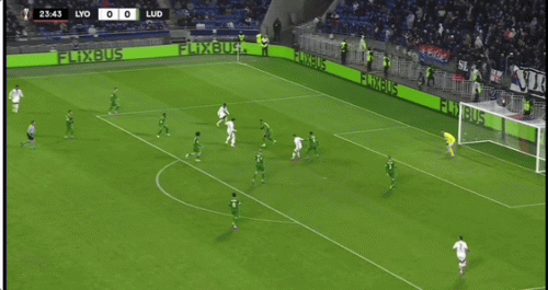 lione ludogorets ezgif.com video to gif converter