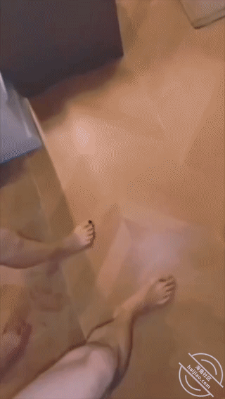 GIF Image