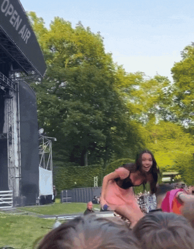 bIyLi.gif