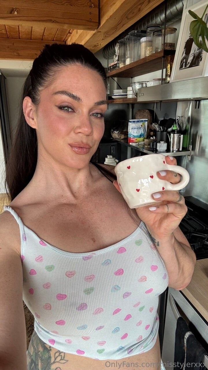 Alison Tyler / misstylerxxx Mega and More