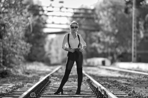lederlegins667♠@schiffmann.karin,,Photographer @da.photography