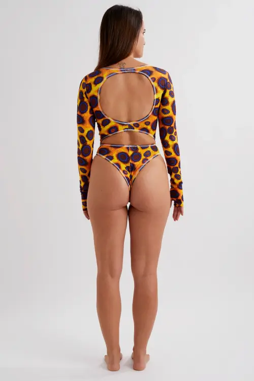 1Lunar Lagoon Long Blue Ringed Octopus$94