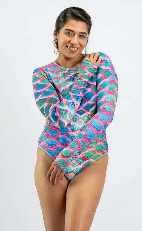 1Sea Star Long Parrot Fish