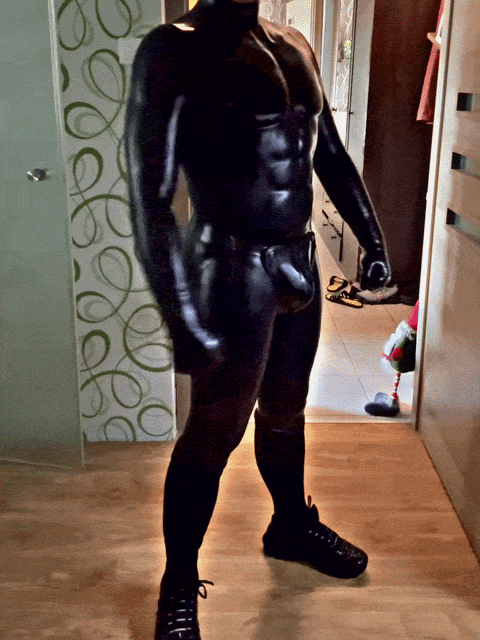 [IMAGE:https://s13.gifyu.com/images/buMZV.gif]